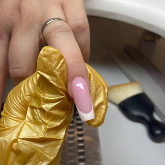 SABRINA STRIJA BEAUTY & SPA #zagreb Ojačavanje noktiju Ojačavanje prirodnih noktiju gelom - M duž