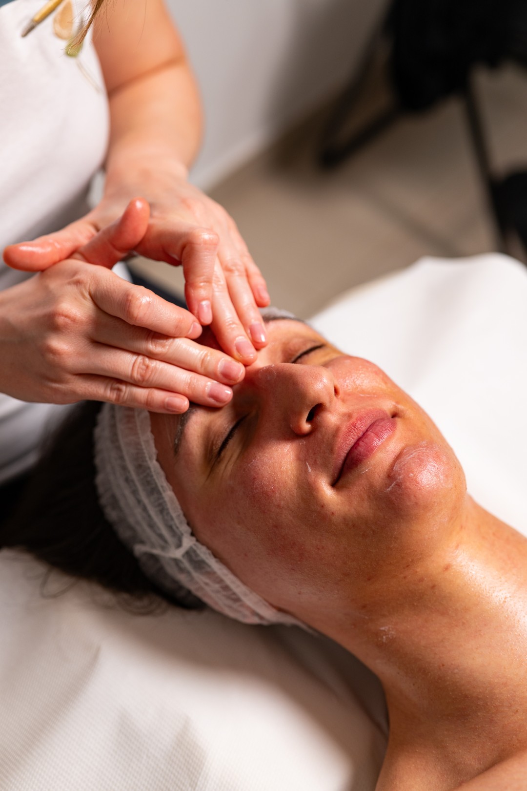 In Statera #zagreb Masaža lica Deep lifting masaža lica + tretman radiofrekvencijom