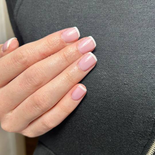 Glow Differently usluga