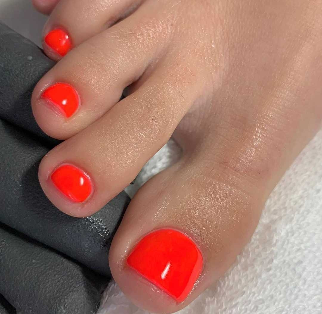 Magnetic #porec Estetska pedikura Estetska pedikura + trajni lak