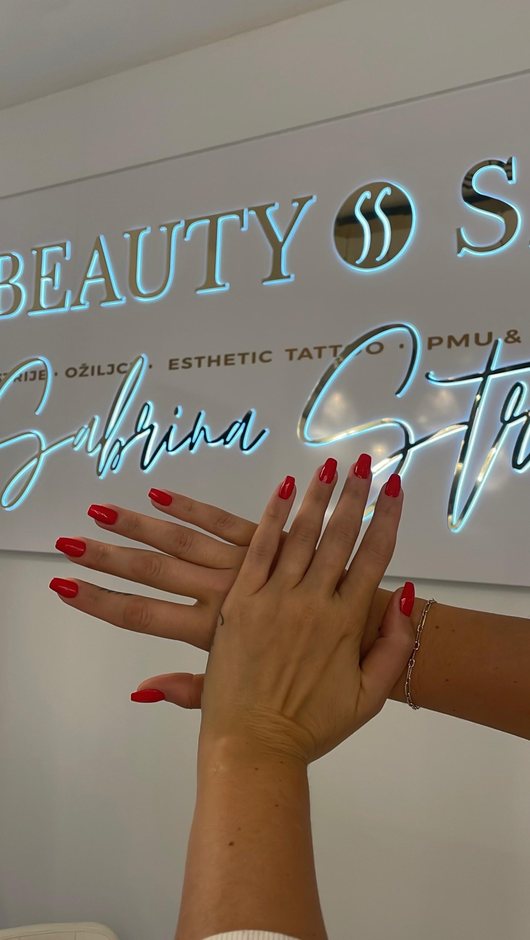 SABRINA STRIJA BEAUTY & SPA #zagreb Manikura Manikura + trajni lak