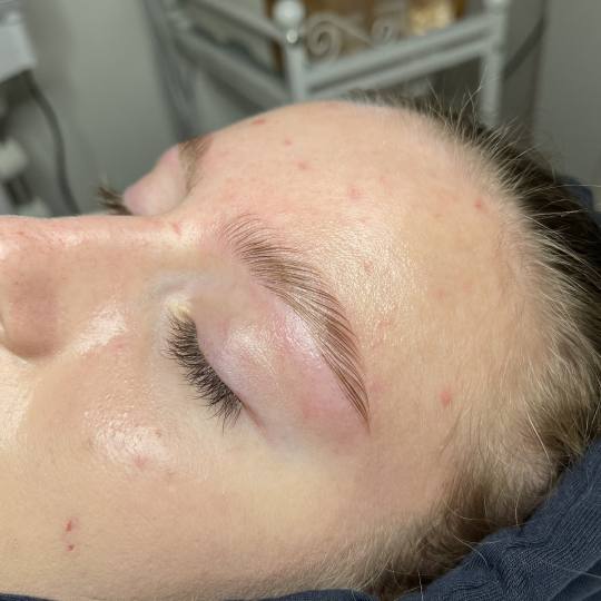 aOra beauty lounge #zagreb Obrve Brow lift