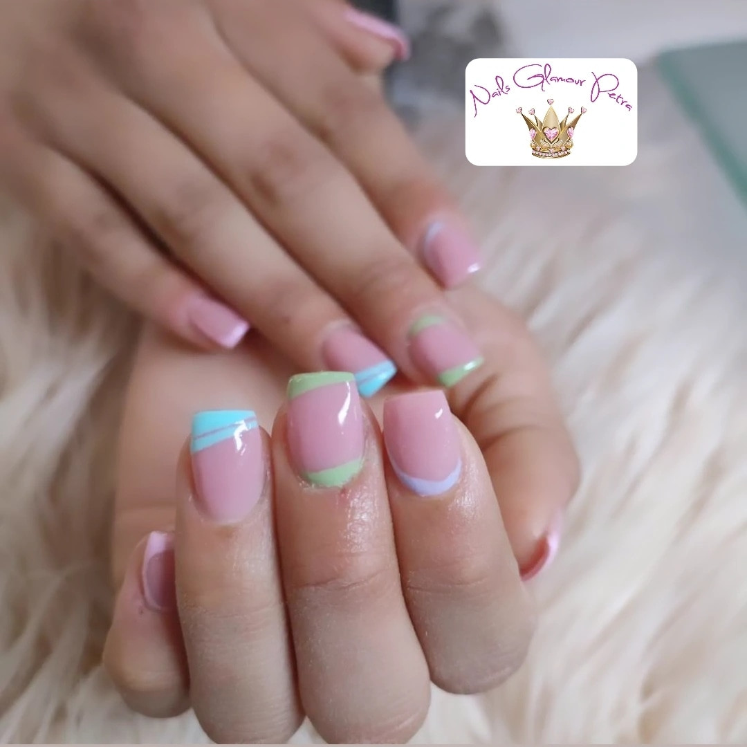 Nails & Beauty Studio Mánu, Zagreb LookBook