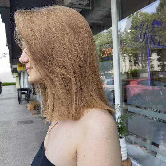 Wikleraj & Frajeraj #zagreb Feniranje i stiliziranje Fen frizura - poluduga kosa