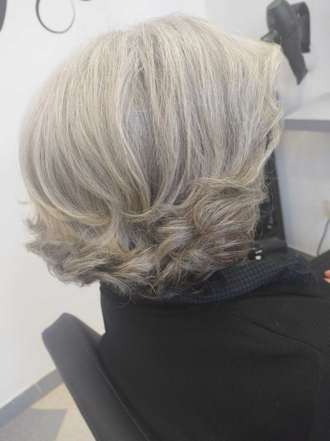 Silvija #zagreb Feniranje i stiliziranje Fen frizura - kratka kosa