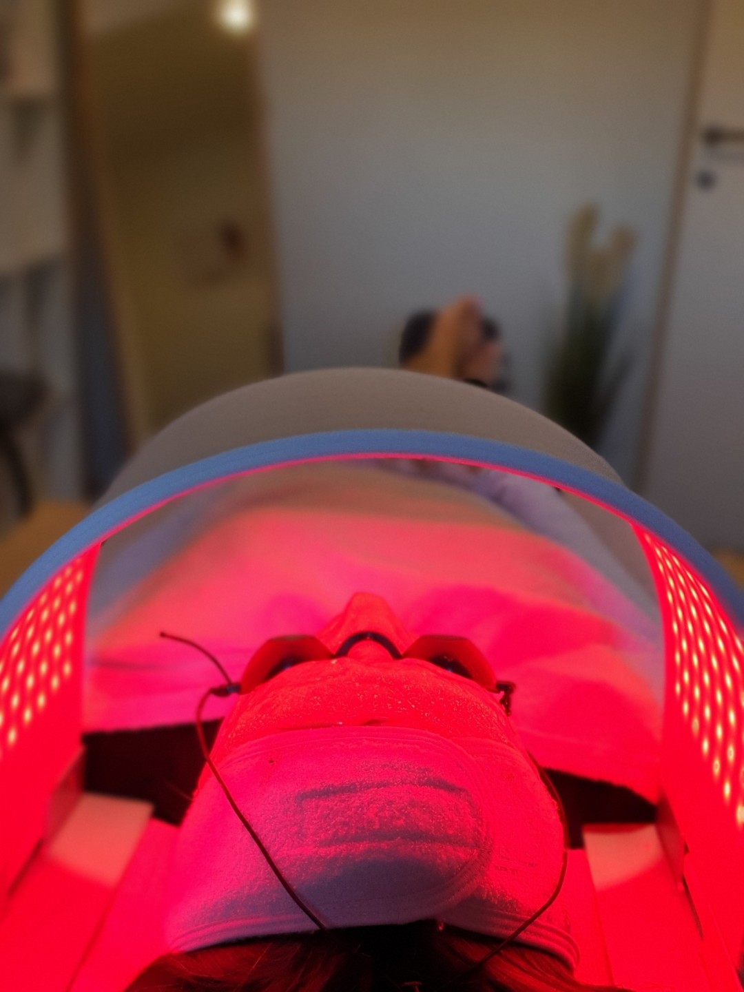 SOLO Beauty Centar #zagreb Tretman lica LED maska + maska za njegu