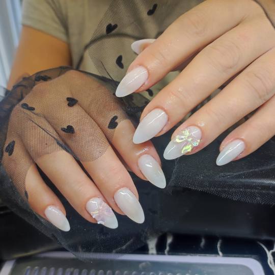 Roses & friends #zagreb Izlivanje noktiju Nadopuna noktiju - S dužina