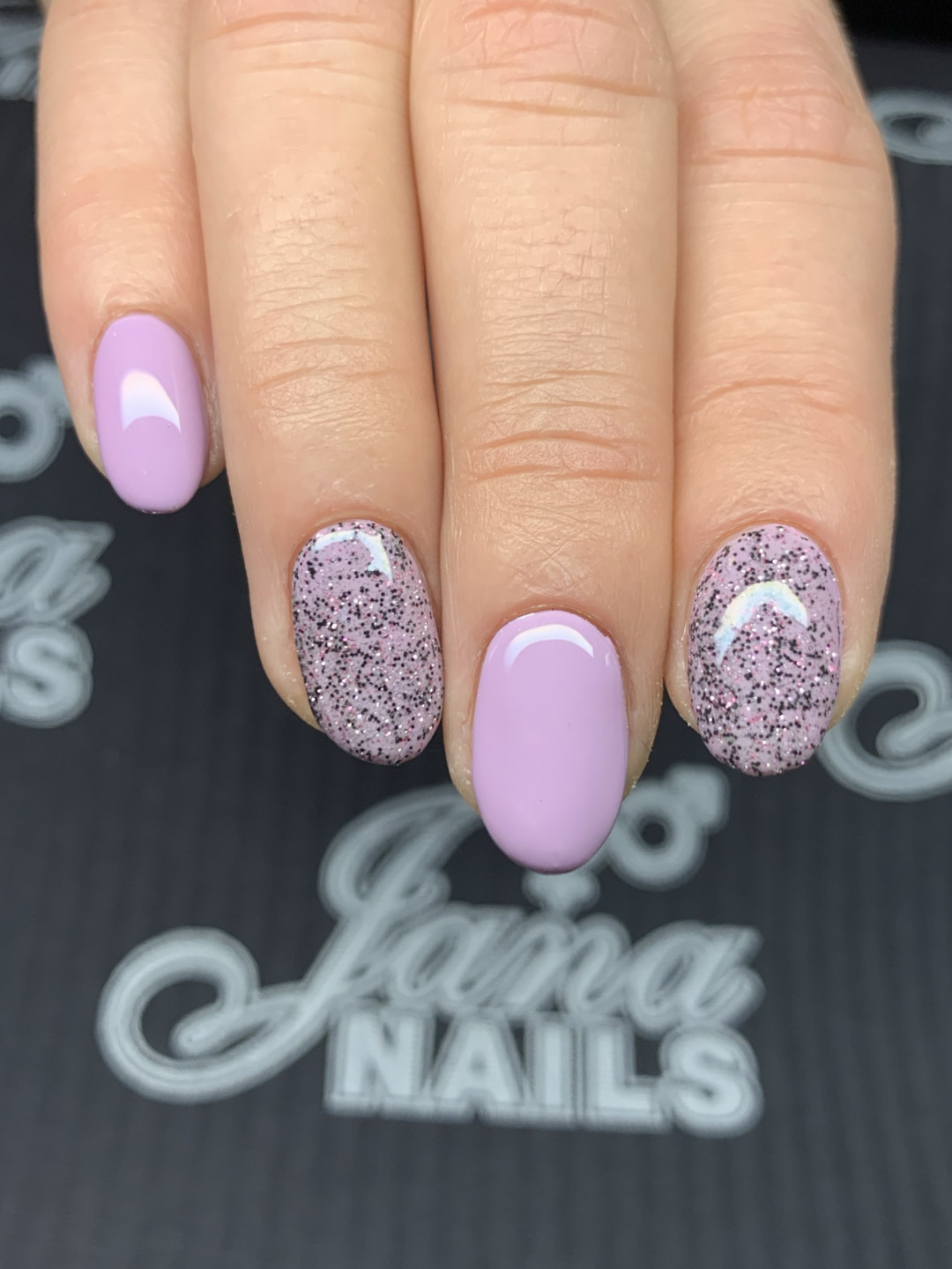 Manikura + Gel lak - Mint Beauty Boutique, Zagreb Tretmani ruku Nokti Tretmani ruku, Zagreb, Donji grad - Centar