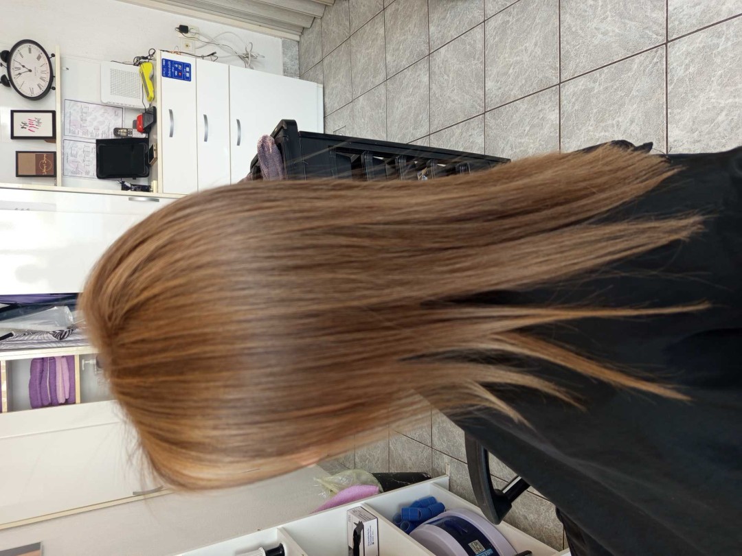 Pramenovi na foliju - duga kosa - Wikleraj & Frajeraj, Zagreb Pramenovi Frizerski saloni Pramenovi, Zagreb, Trešnjevka – jug