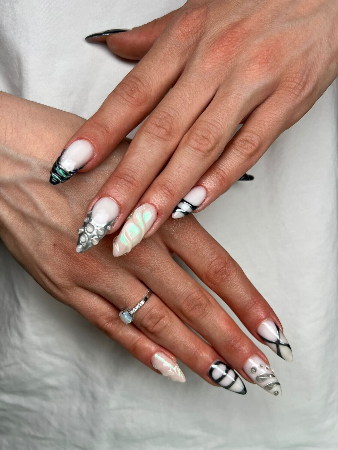 Beauty Centar Miss #zagreb Izlivanje noktiju Izlivanje noktiju gelom - L dužina