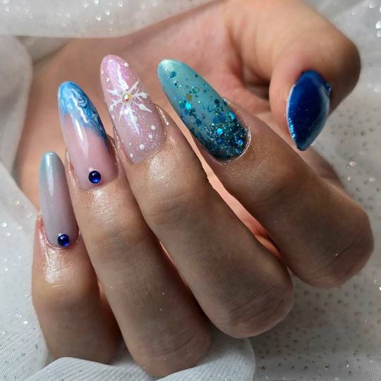 Gelaxy x Motus #zagreb Ukrašavanje noktiju Nail art - jednostavni/ po noktu