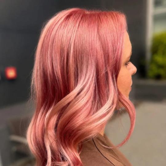 Hair concept Plaza #zagreb Bojanje kose Bojanje cijele dužine + fen frizura - duga kosa