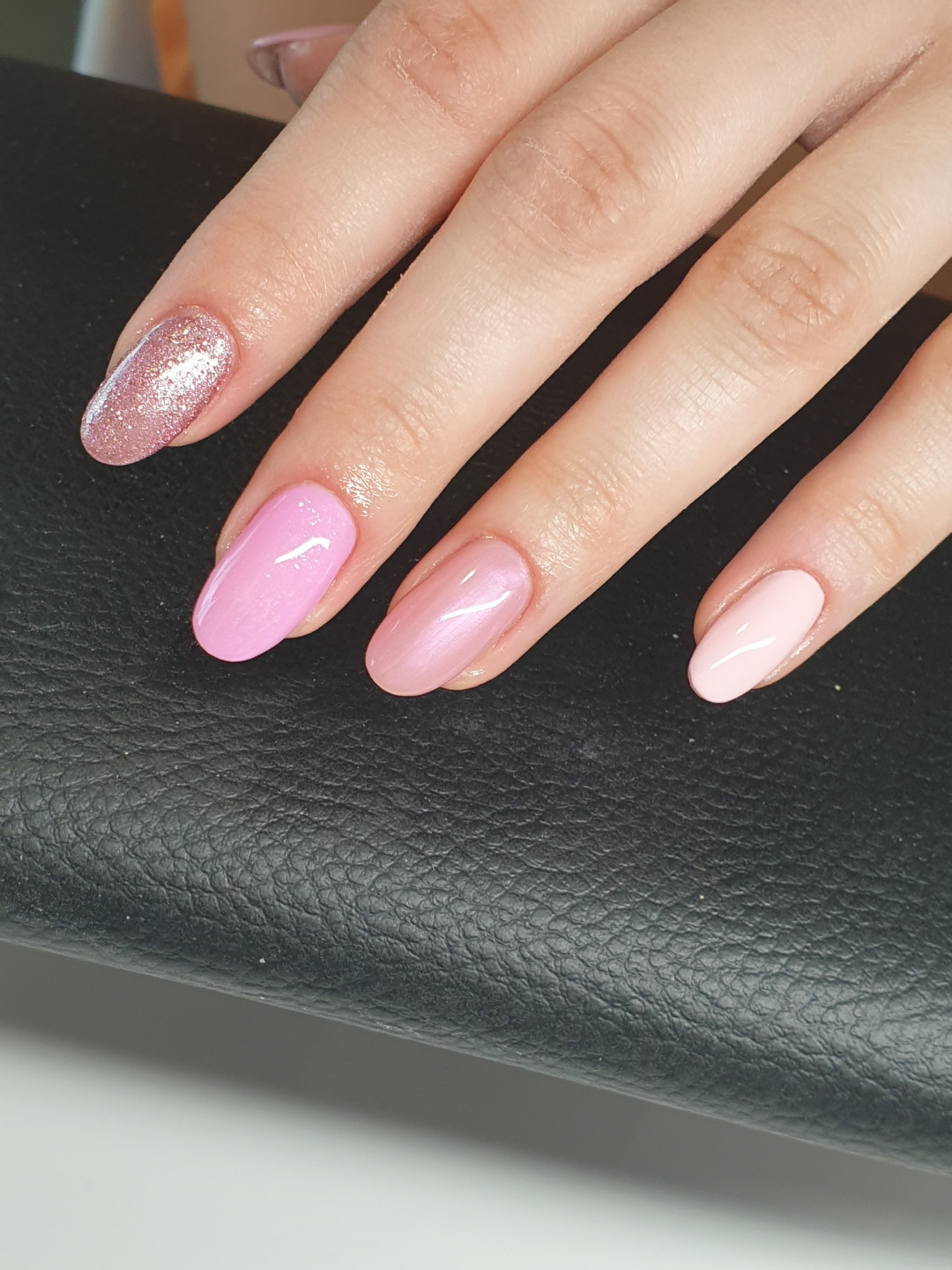 Nail service #zagreb Izlivanje noktiju Nadopuna noktiju - 1 dužina (do jagodice)