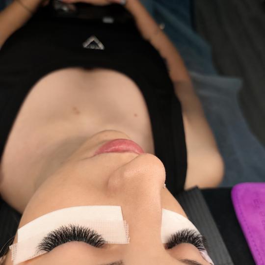 Ina Beauty Studio #rijeka Nadogradnja trepavica Ugradnja volumenskih trepavica - 2D / 5D