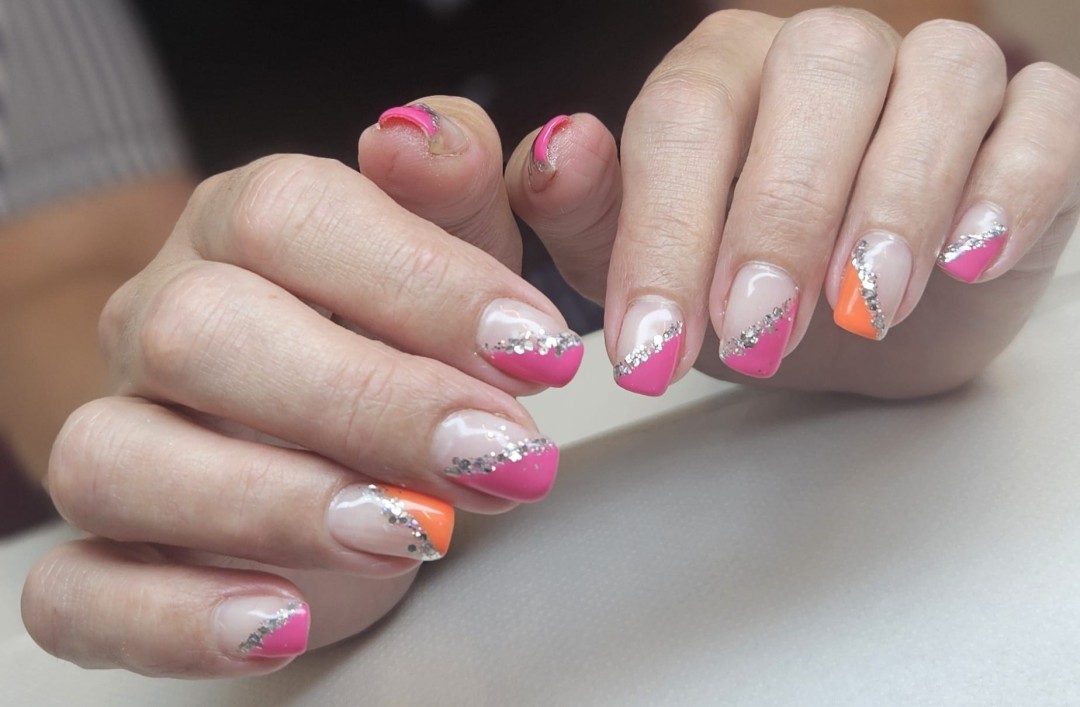Luna Beauty studio #zagreb Nadogradnja noktiju Nadopuna gelom bez Nail arta (crtanja) vel.S,M