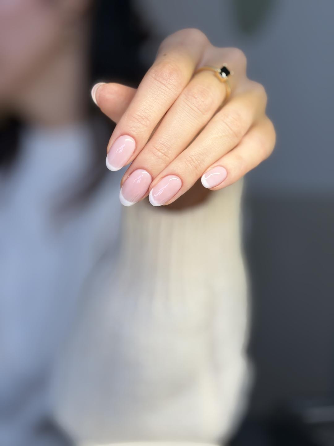 Manikura + gel na prirodne nokte - M dužina - Manikult, Zagreb Manikura Nokti Manikura, Zagreb, Maksimir