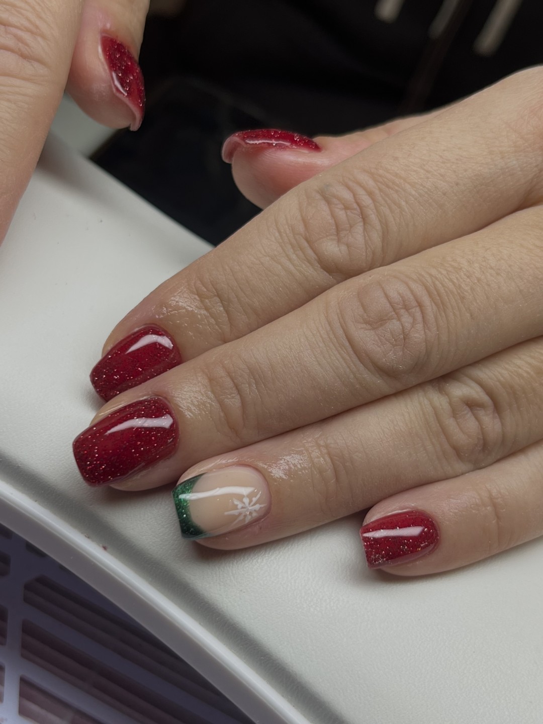 Mia’s Beautique #zagreb Manikura Comby manikura i gradivni trajni lak -ruke