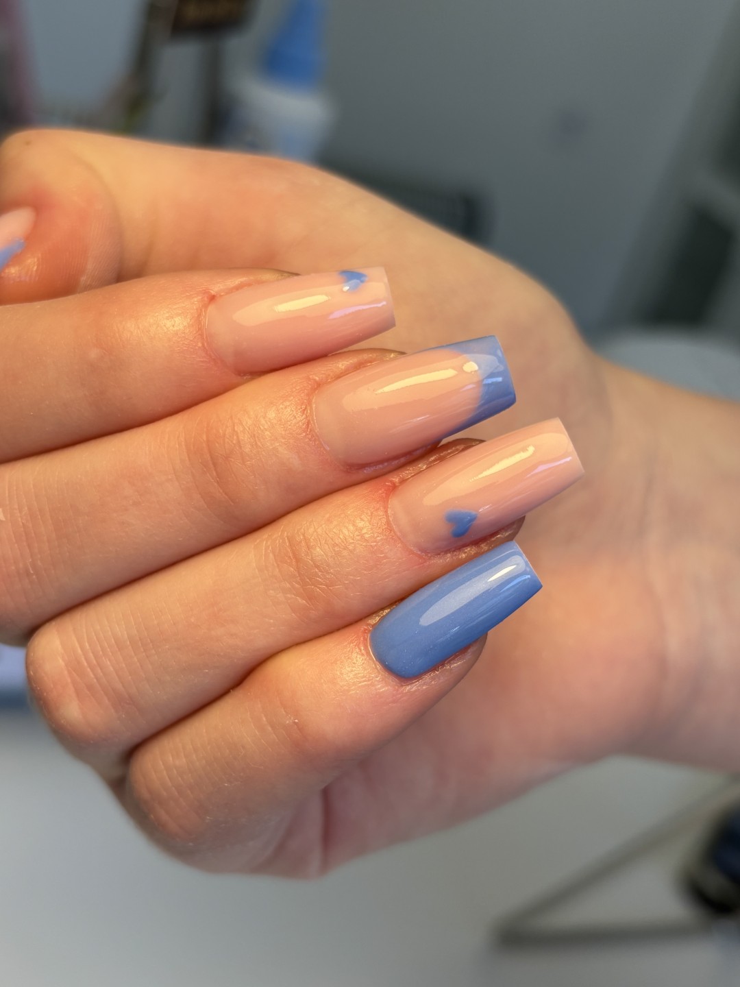 Doll House #zagreb Nadogradnja noktiju Ugradnja noktiju gelom - M dužina