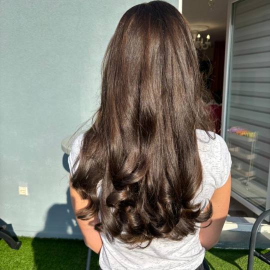 Beauty Studio Amina #zagreb Feniranje i stiliziranje Feniranje na valove / kovrče - ekstra duga kos