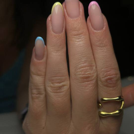 Glow Differently #zagreb Manikura Manikura + trajni lak