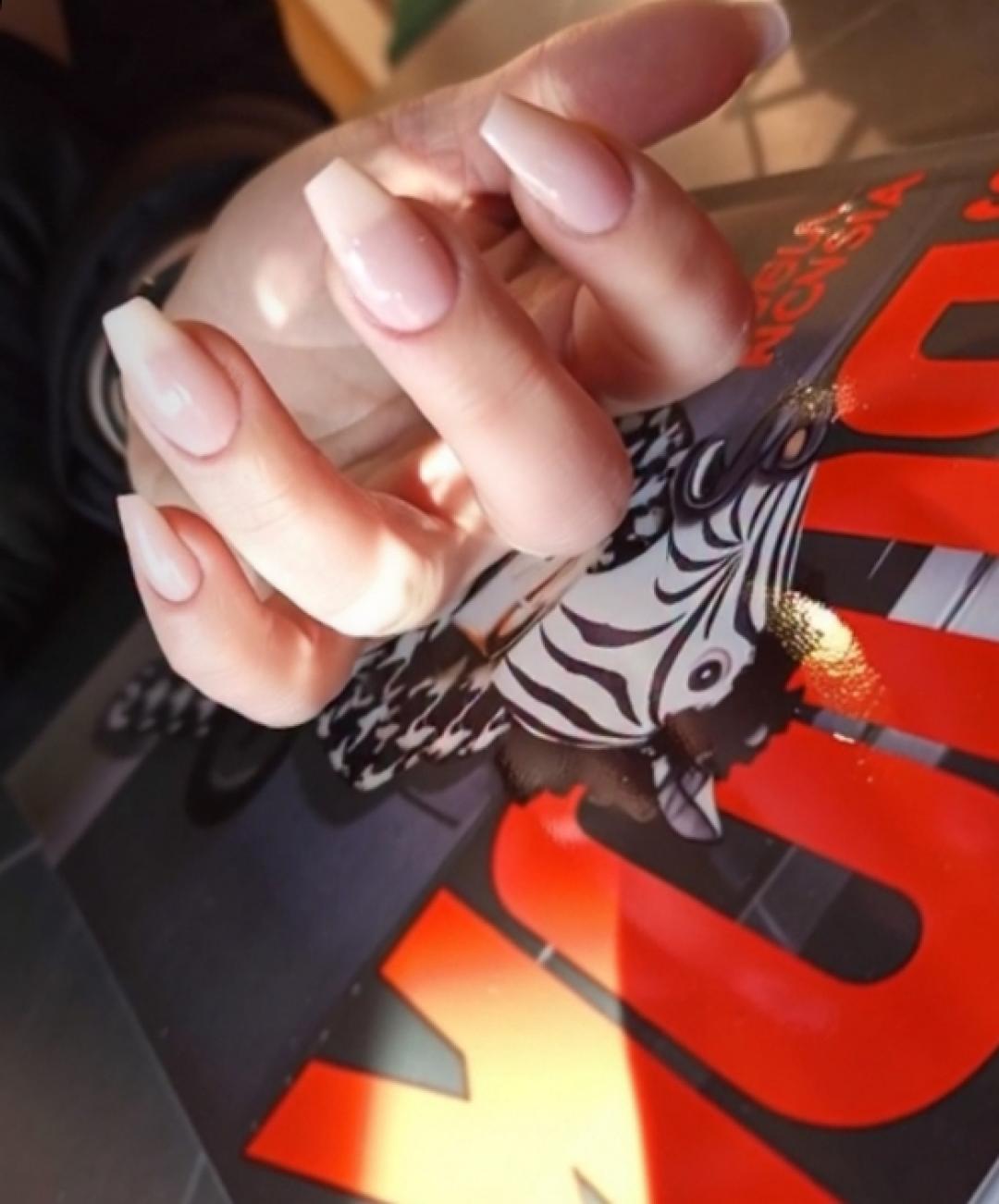 Volturi Beauty #zagreb Nadogradnja noktiju Ugradnja noktiju-ekstenzije