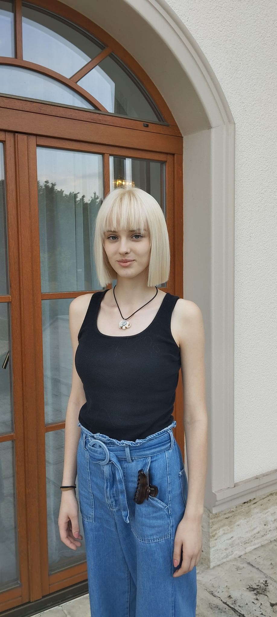 Hairlookboutique #zagreb Feniranje i stiliziranje Bojanje kose + pranje kose + sušenje + fen frizura - poluduga kosa