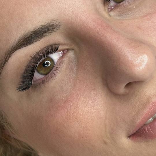 Zen Spot #zagreb Nadogradnja trepavica Ugradnja mega volumena