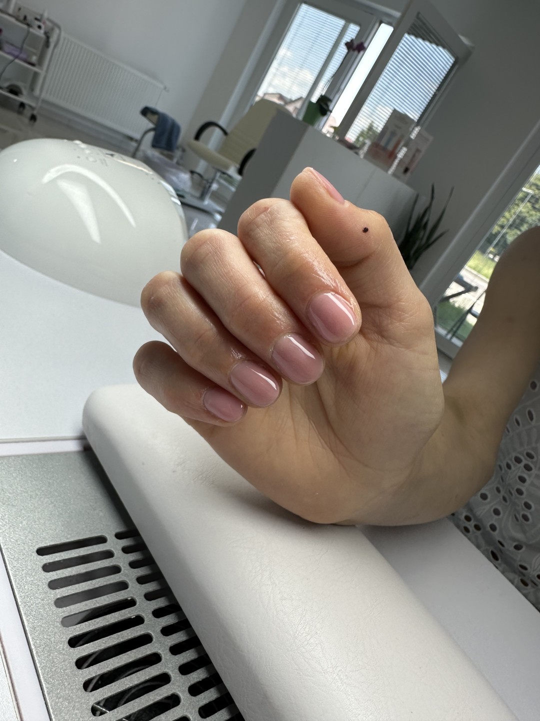 Gel lak - ruke - Beauty Centar Sky, Zagreb Gel lak Nokti Gel lak, Zagreb, Novi Zagreb – istok