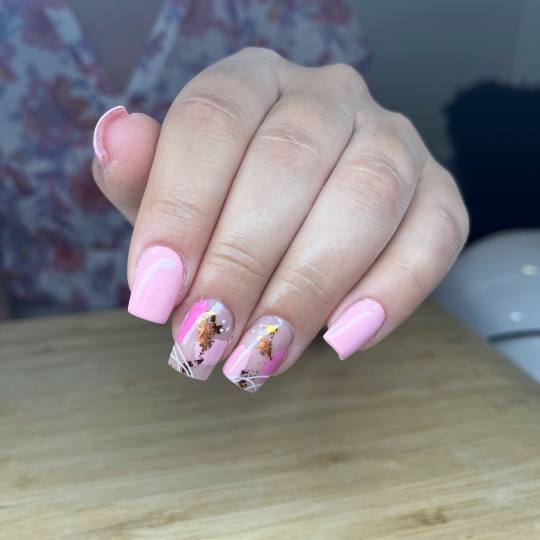 Minie #zapresic Korekcija noktiju Korekcija / nadopuna noktiju