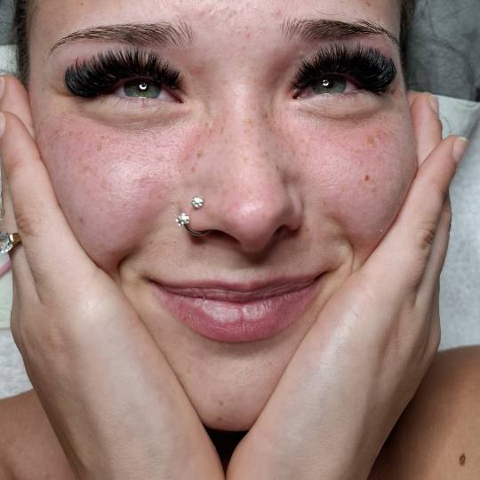 Jasmine beauty #zagreb Nadogradnja trepavica Ugradnja trepavica Guste trepavice koje otvaraju pogled