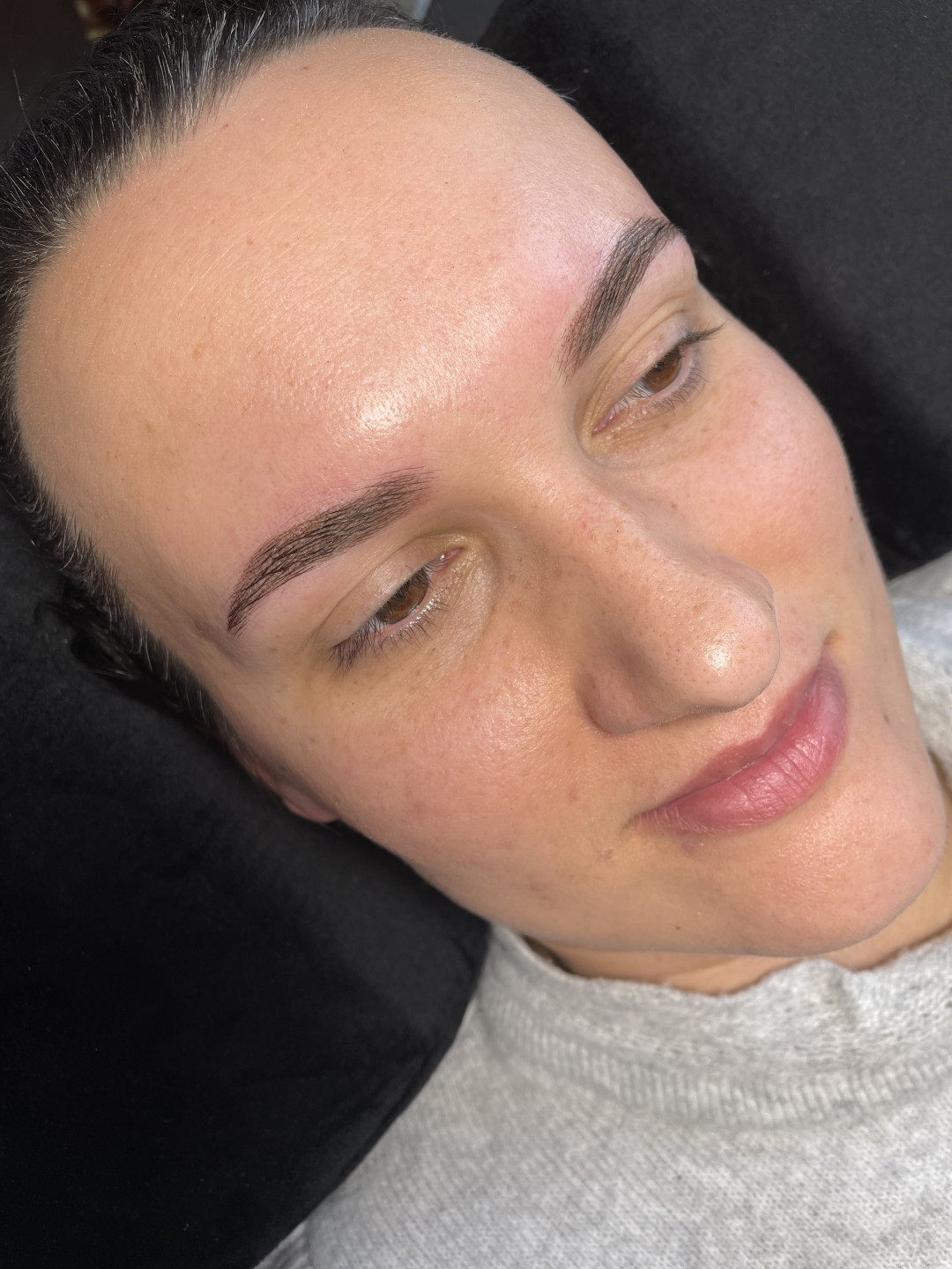 Petite beauté #zagreb Trajna šminka Puder obrve