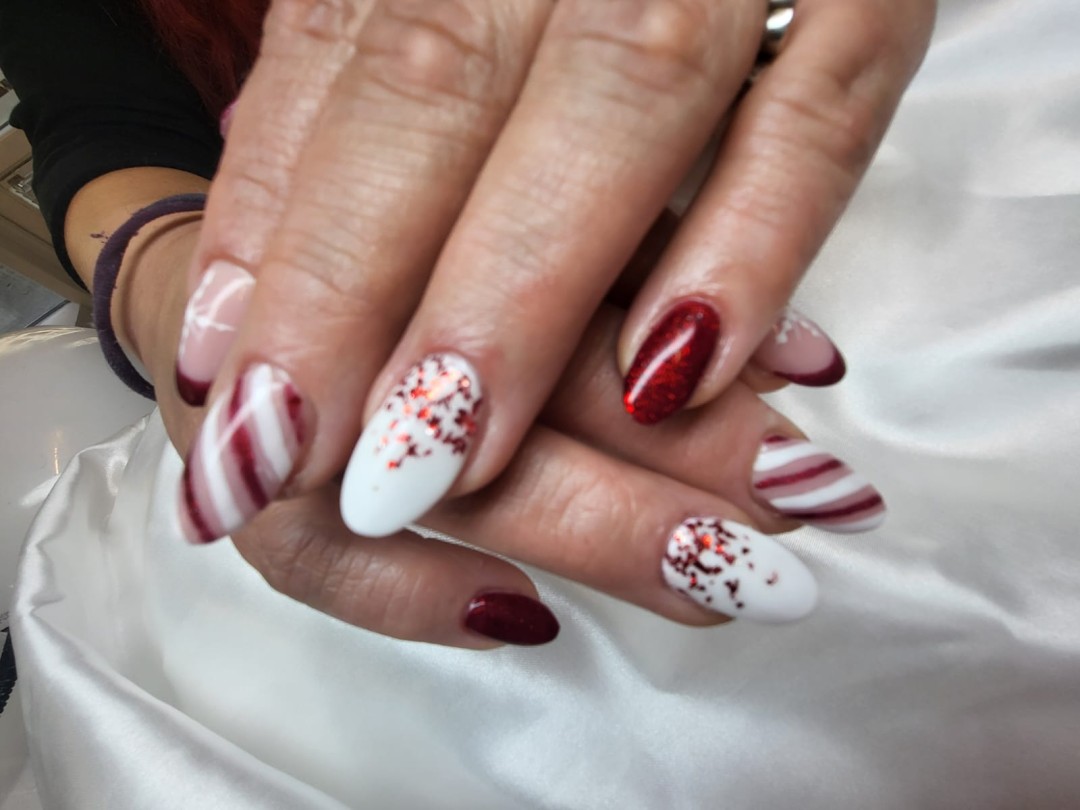 Luna Beauty studio #zagreb Manikura Nadogradnja noktiju gelom+Nail art,French/S,M