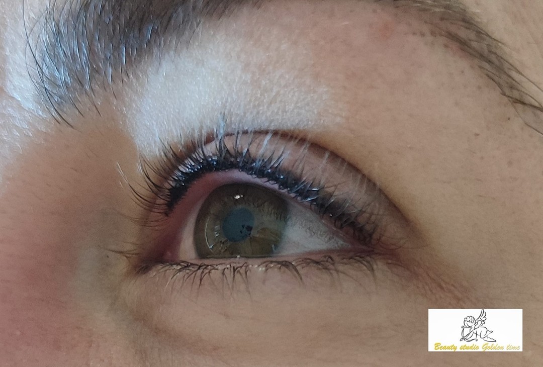 Beauty Studio Golden Time #zagreb Trajna šminka Trajna šminka - eyeliner - brush