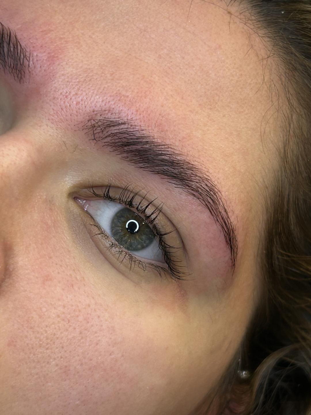 LoveGlam beauty studio #zagreb Obrve Brow lift