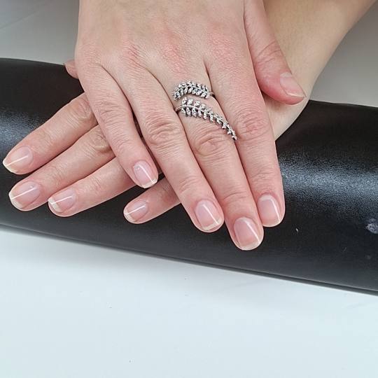 MM Beauty Studio usluga