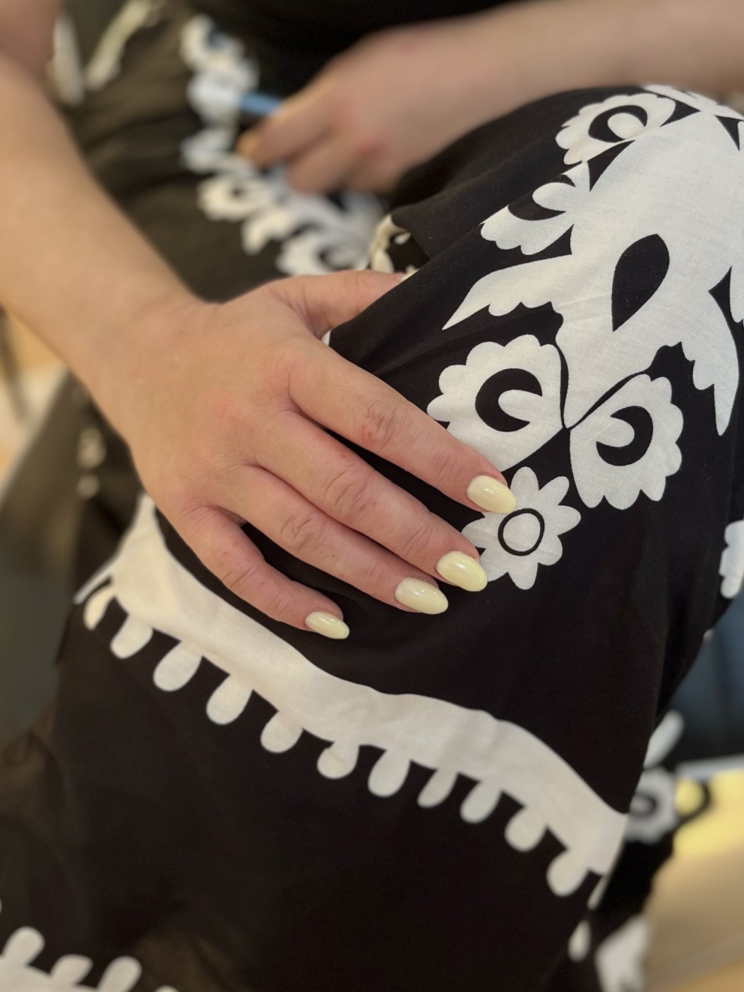 Mia’s Beautique #zagreb Manikura Gradivni trajni lak - ruke