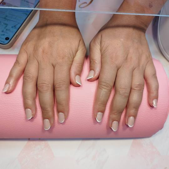 Paint Bar Joy - spas u zadnji čas #zagreb Ojačavanje noktiju Geliranje prirodnih noktiju + trajni 