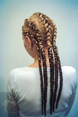 JZ Beauty & Barber #krapina Pletenice, kike, punđe Pletenice sa umetkom - 2 + komada