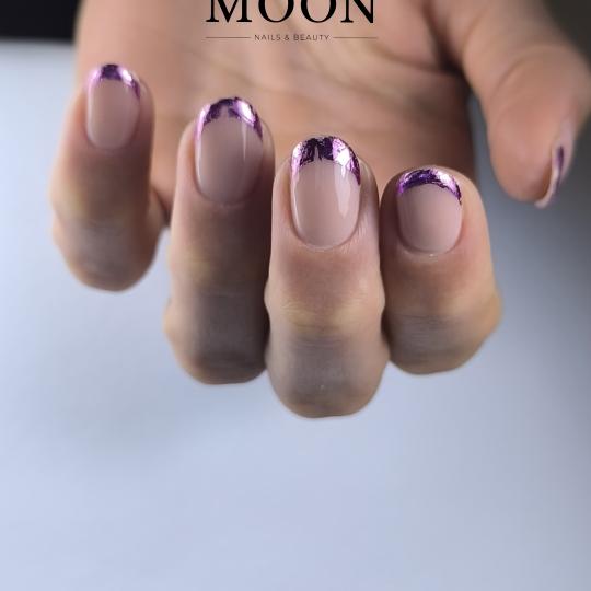 MOON Nails & Beauty usluga