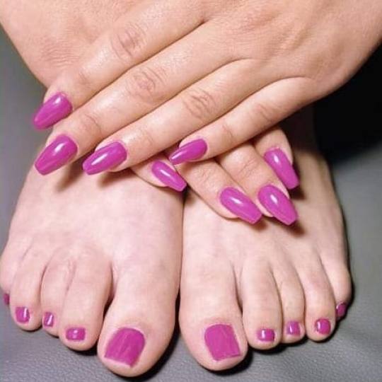 Boba Nail Bar #zagreb Estetska pedikura Ruska pedikura + trajni lak Nadopuna ga rukama L dužine