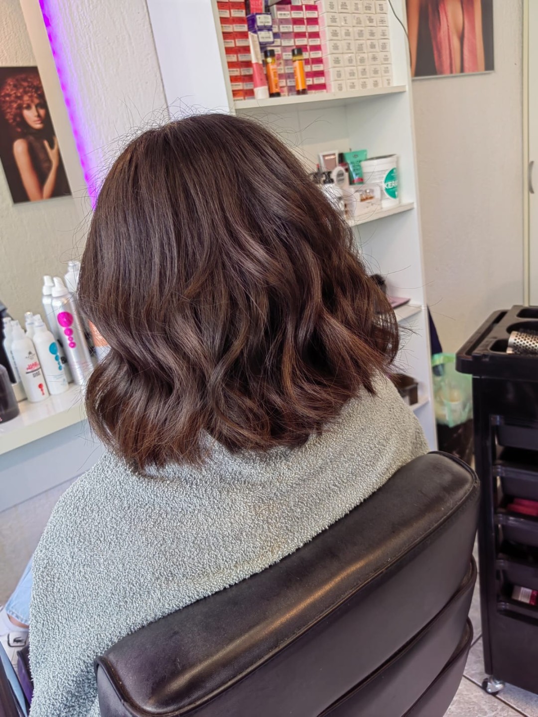 Wikleraj & Frajeraj #zagreb Uvijanje, kovrče i valovi Kovrčanje kose sušilom za kosu - poluduga kosa