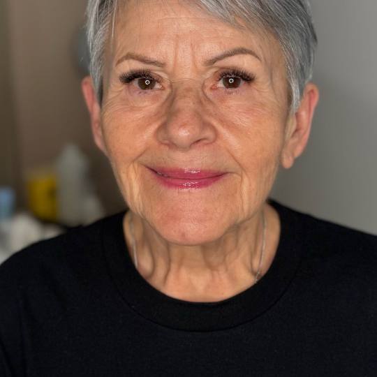 MOELL beauty #zagreb Nadogradnja trepavica Nadopuna volumenskih trepavica - do 4 tjedna