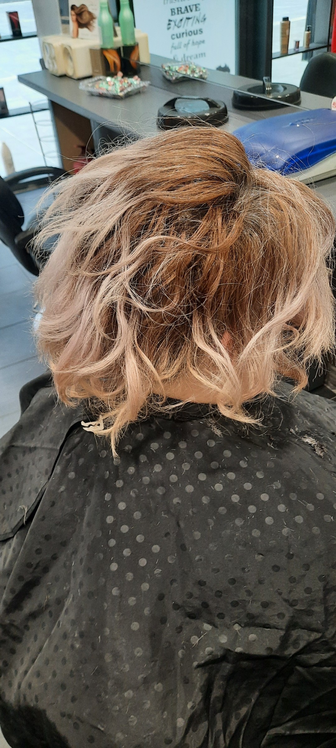 Studio Daniela #rijeka Svečane i frizure za svadbu Svečana frizura - poluduga kosa