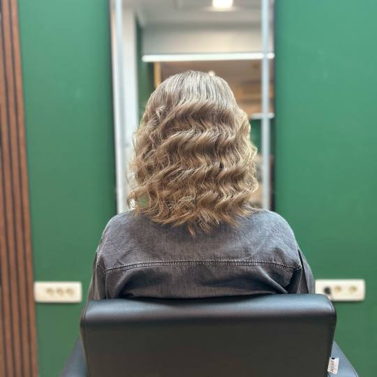 Sukar Beauty & Spa #zagreb Uvijanje, kovrče i valovi Kovrče na četku - nadoplata