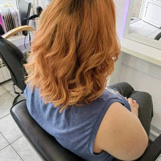 Wikleraj & Frajeraj #zagreb Uvijanje, kovrče i valovi Kovrčanje kose sušilom za kosu - poluduga k