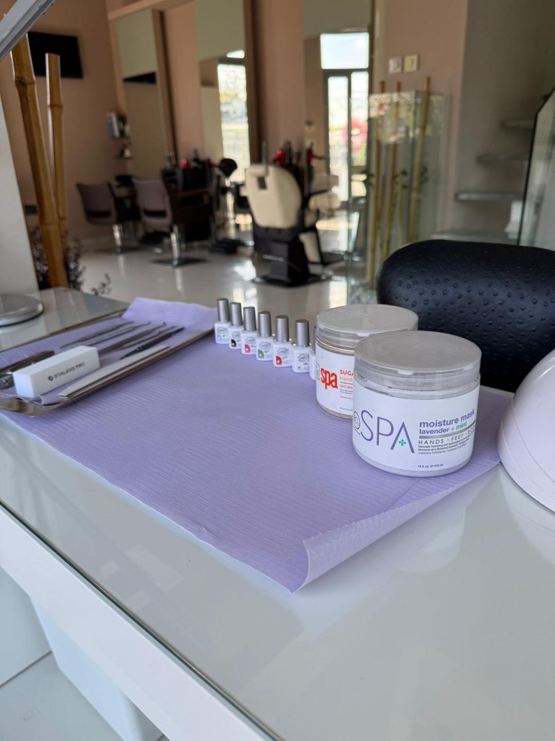 JK Saloné #zagreb Estetska pedikura Wellness pedikura + trajni lak
