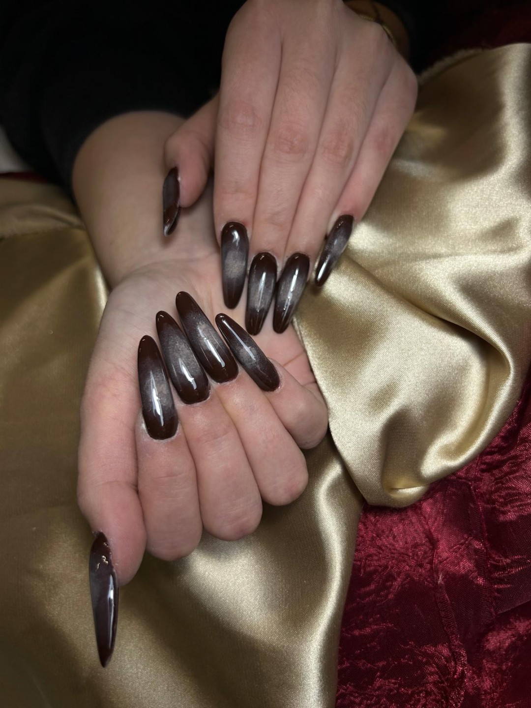 Ugradnja noktiju - L dužina - Glow Differently, Zagreb Nadogradnja noktiju Nokti Nadogradnja noktiju, Zagreb, Donji grad - Centar