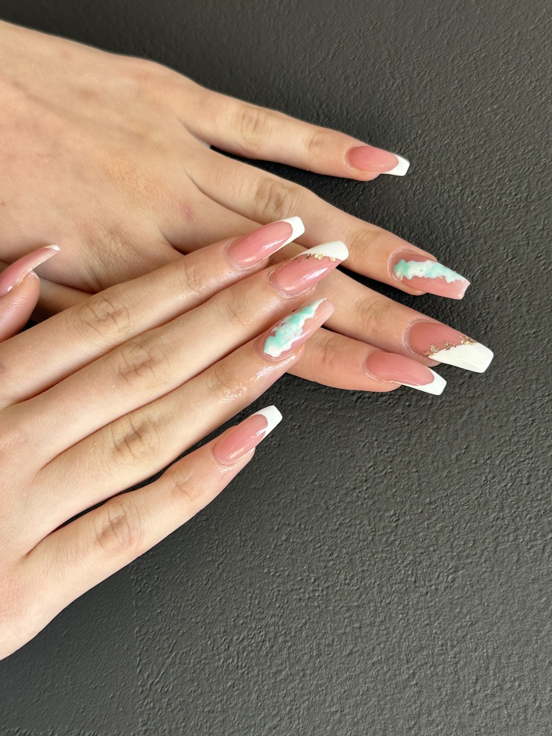 Beauty studio L #zagreb Korekcija noktiju Nadopuna noktiju - L dužina