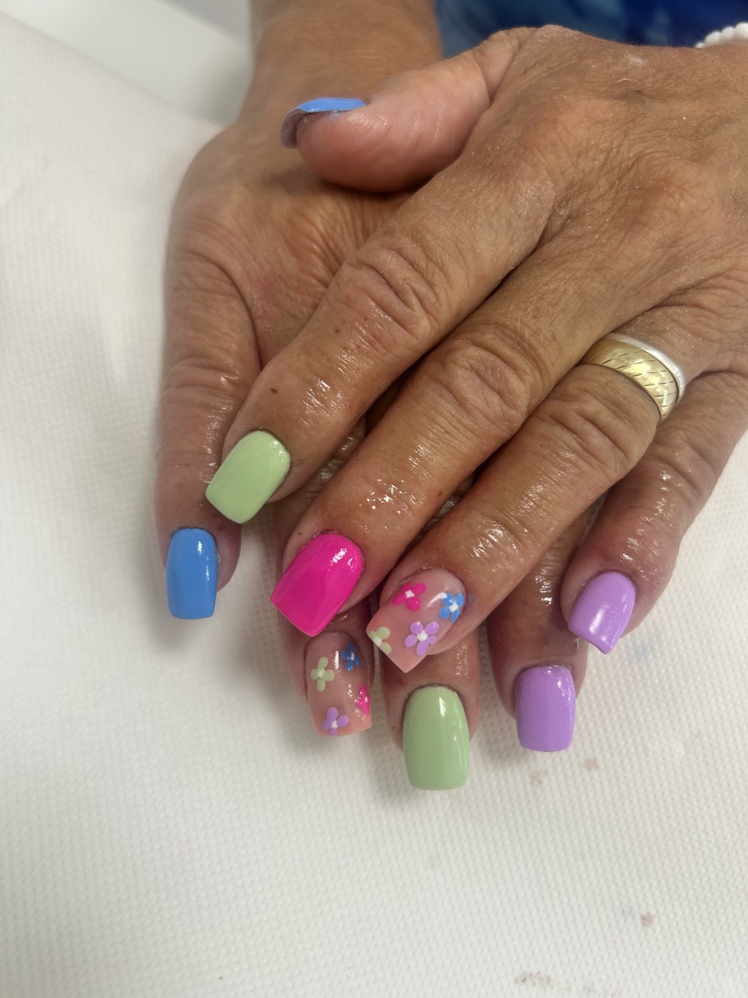 Zen Spot #zagreb Gel lak Ugradnja noktiju dual tipse / gel