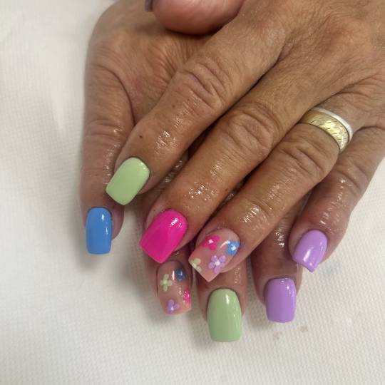 Zen Spot #zagreb Gel lak Ugradnja noktiju dual tipse / gel